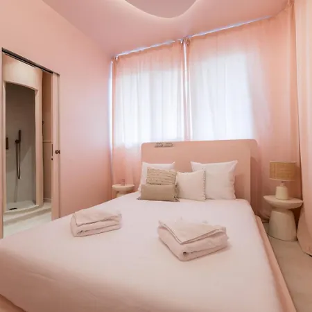 דירה Le Boudoir Iconic 4 Guests