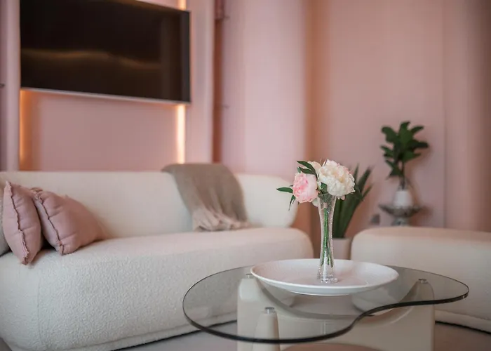 Le Boudoir Iconic 4 Guests