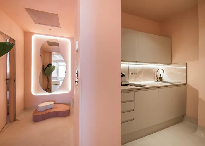 Le Boudoir Iconic 4 Guests アパート *